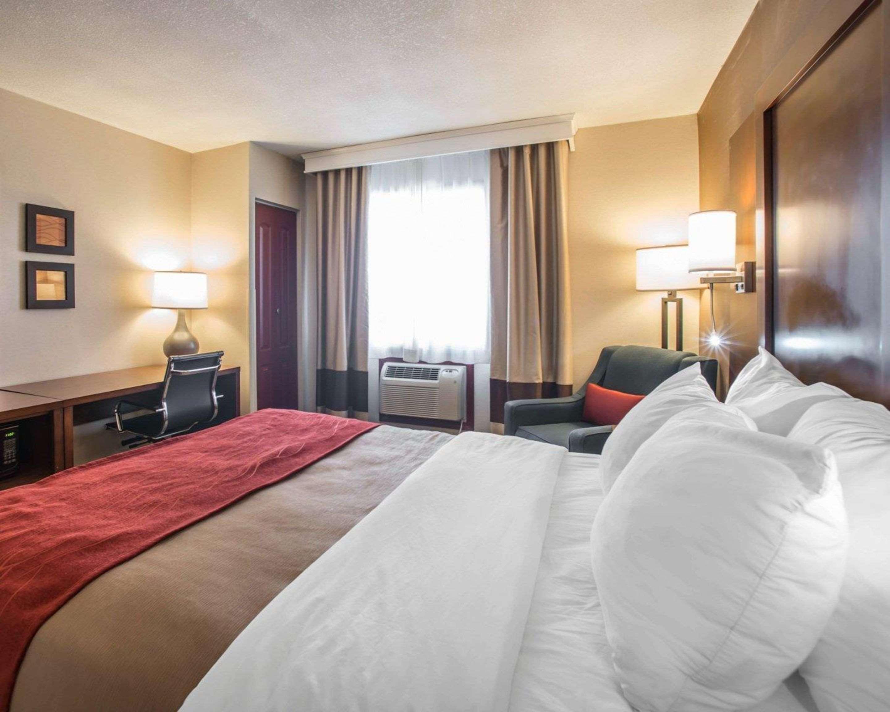 Quality Inn & Suites Boonville - Columbia Dış mekan fotoğraf