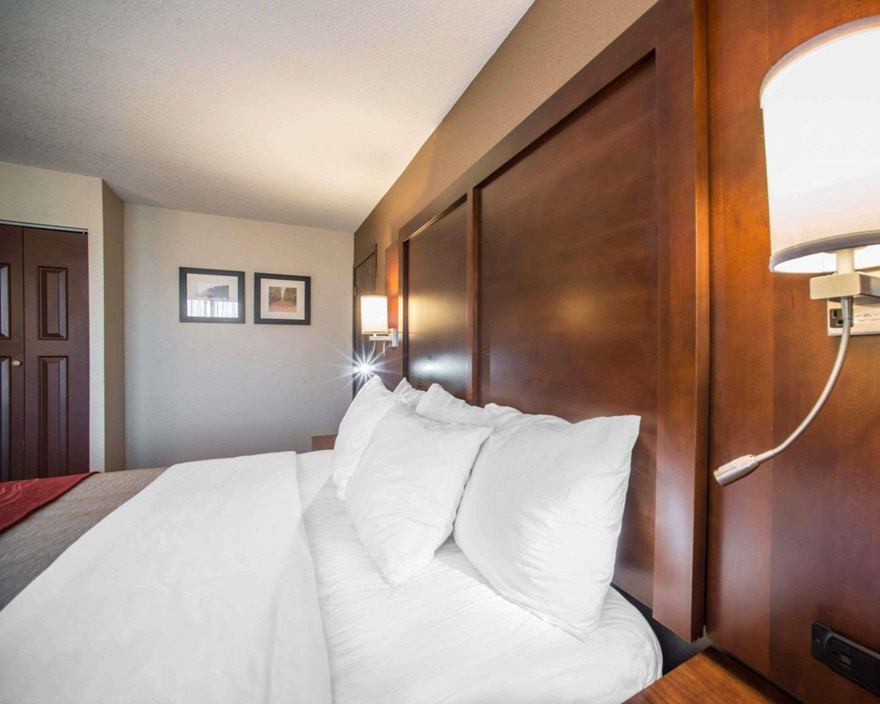 Quality Inn & Suites Boonville - Columbia Dış mekan fotoğraf