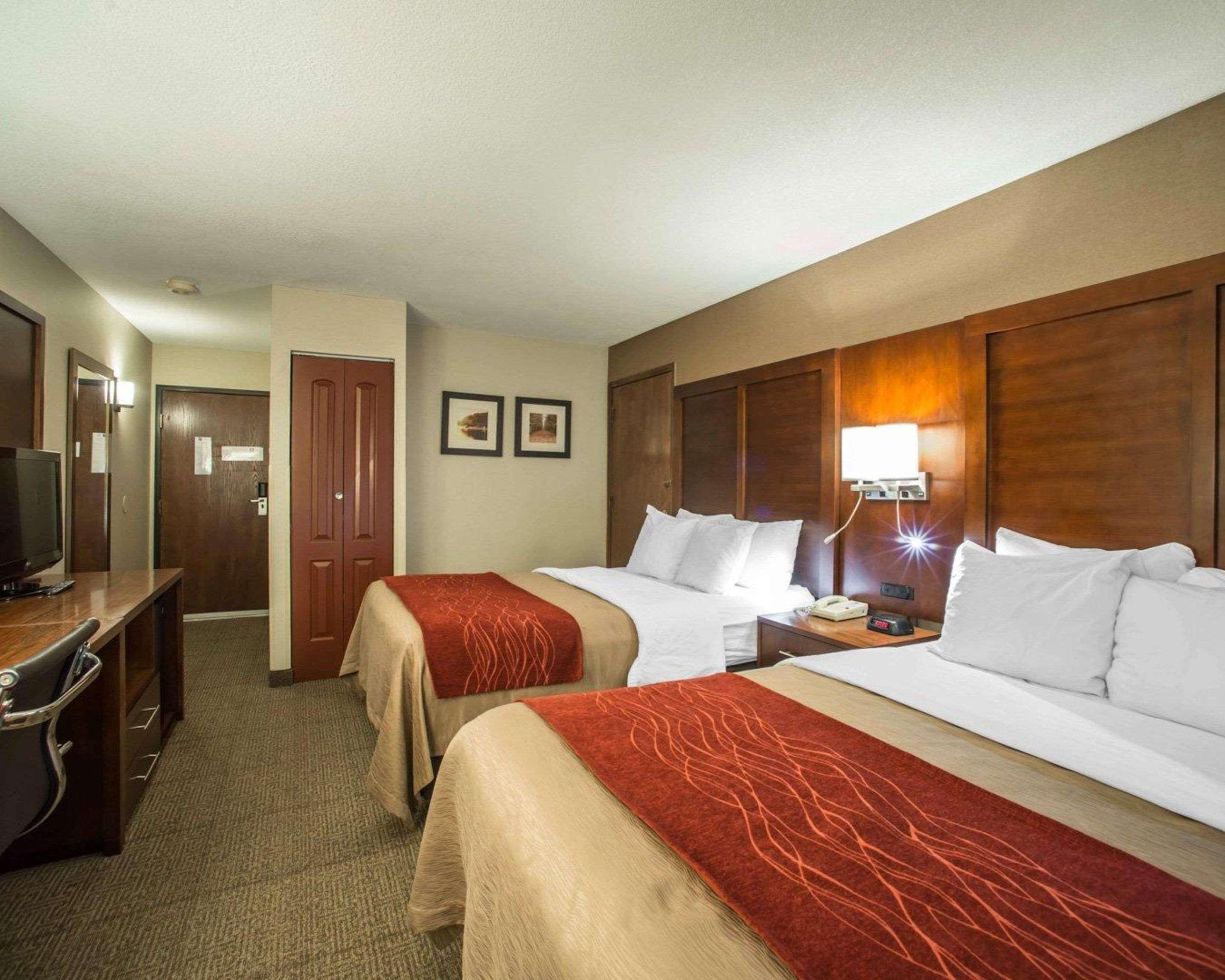 Quality Inn & Suites Boonville - Columbia Dış mekan fotoğraf