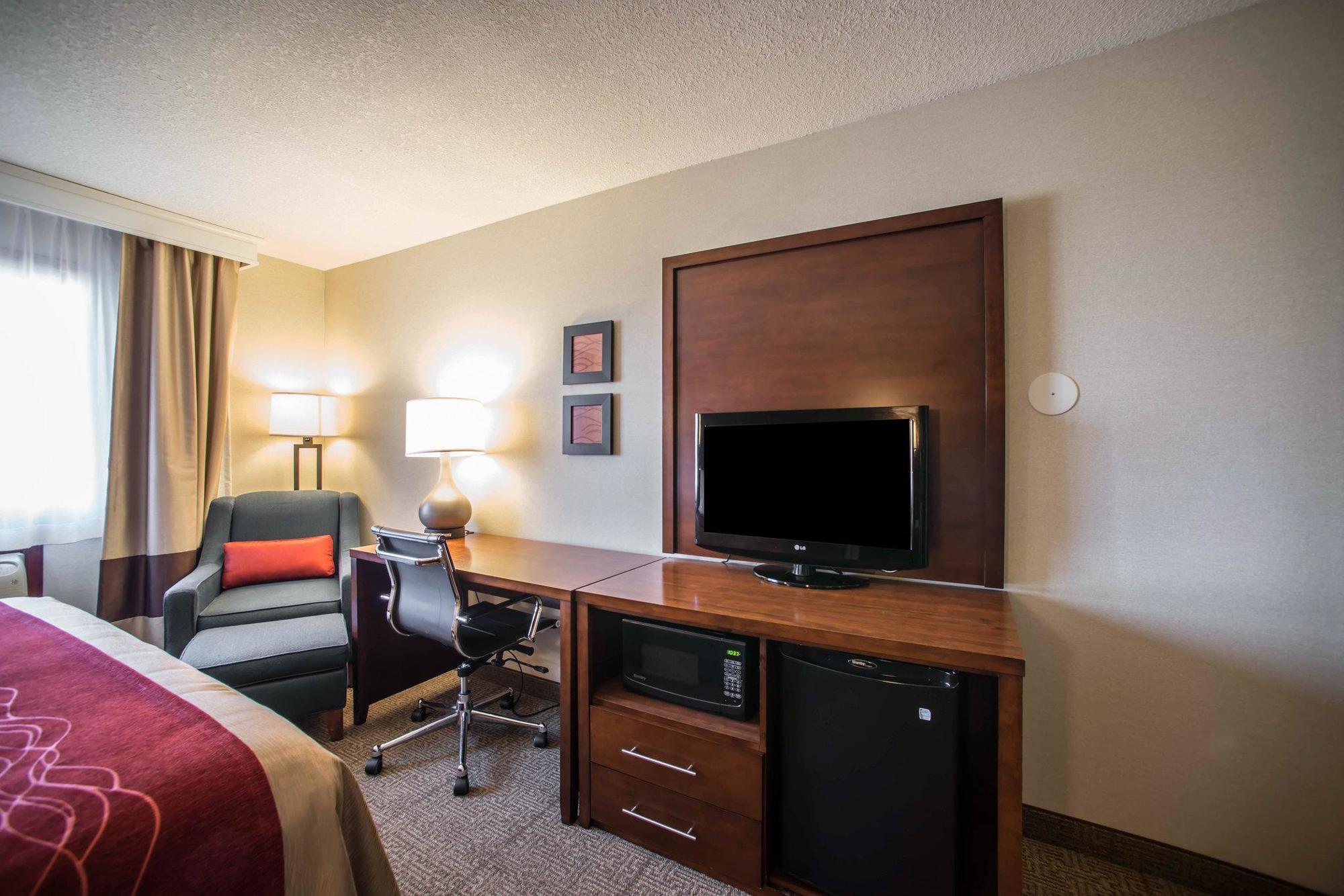 Quality Inn & Suites Boonville - Columbia Dış mekan fotoğraf