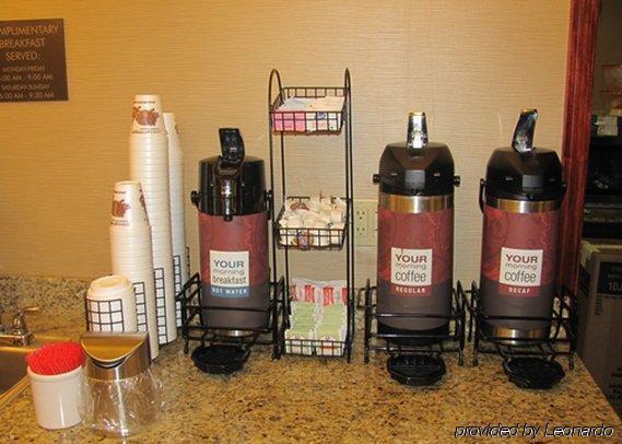 Quality Inn & Suites Boonville - Columbia Dış mekan fotoğraf