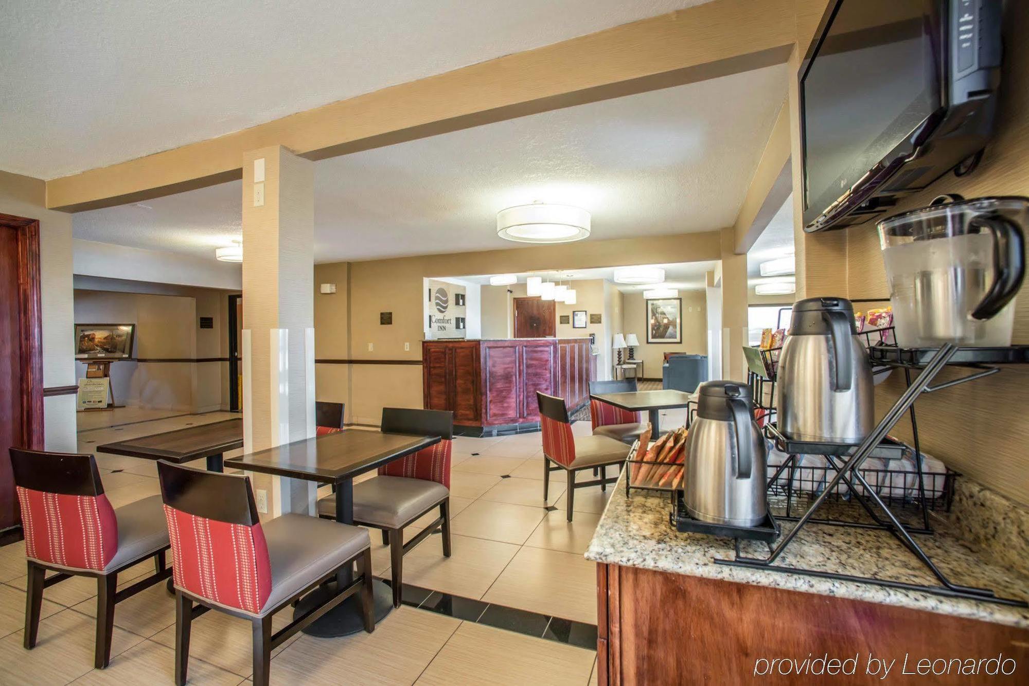 Quality Inn & Suites Boonville - Columbia Dış mekan fotoğraf