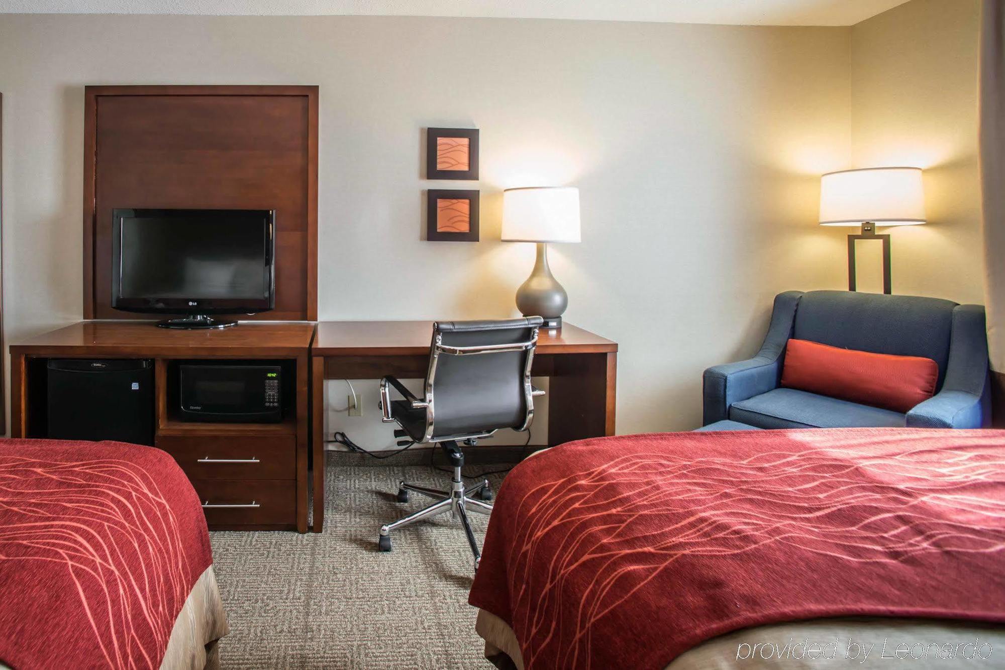 Quality Inn & Suites Boonville - Columbia Dış mekan fotoğraf