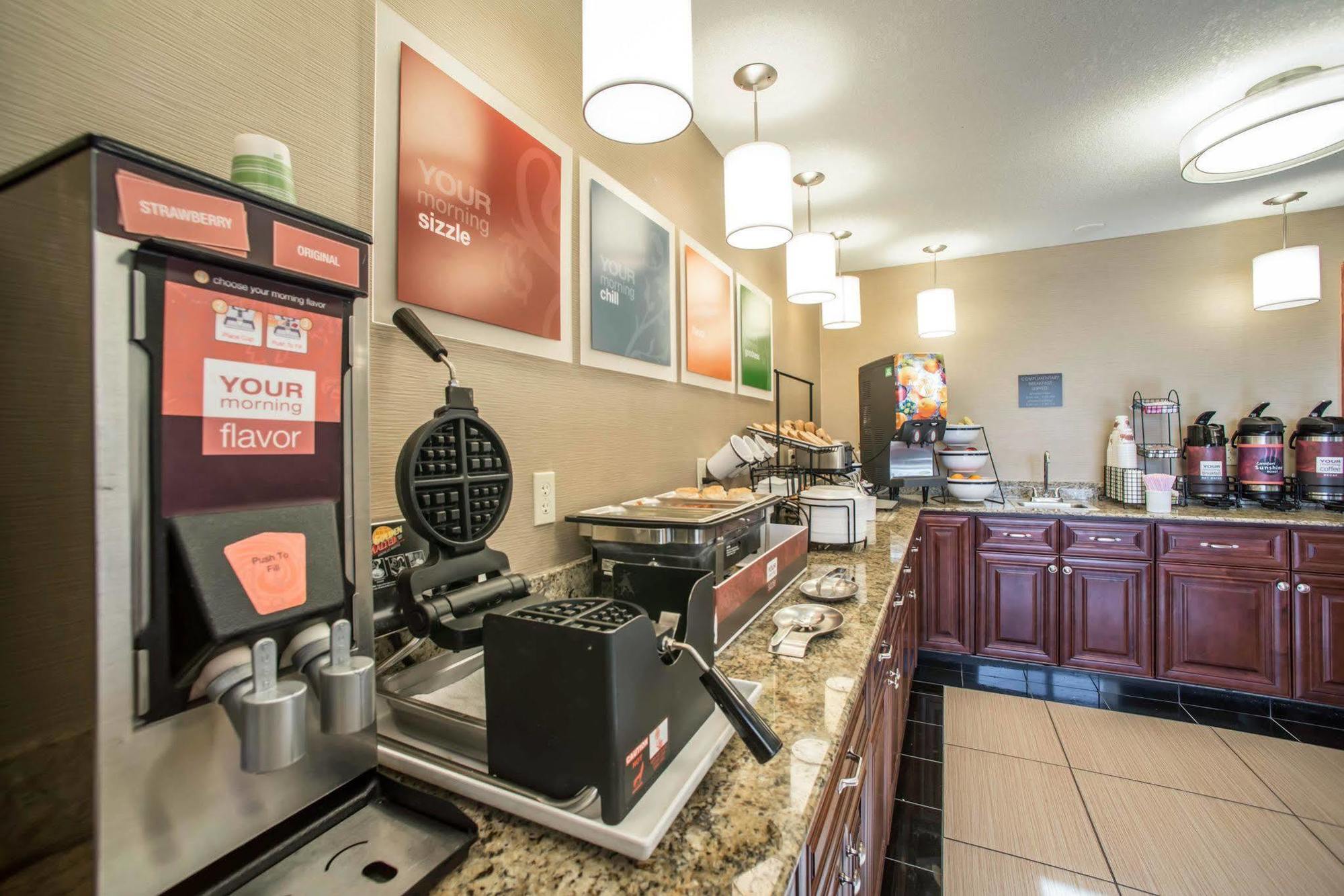 Quality Inn & Suites Boonville - Columbia Dış mekan fotoğraf